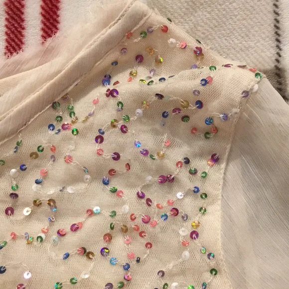 Gorgeous Rainbow Sequin Top Holiday Dazzler H&M Size XS NWT raw edge sleeves - Picture 10 of 16